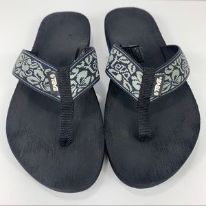 Teva Thong Flip Flops size 10